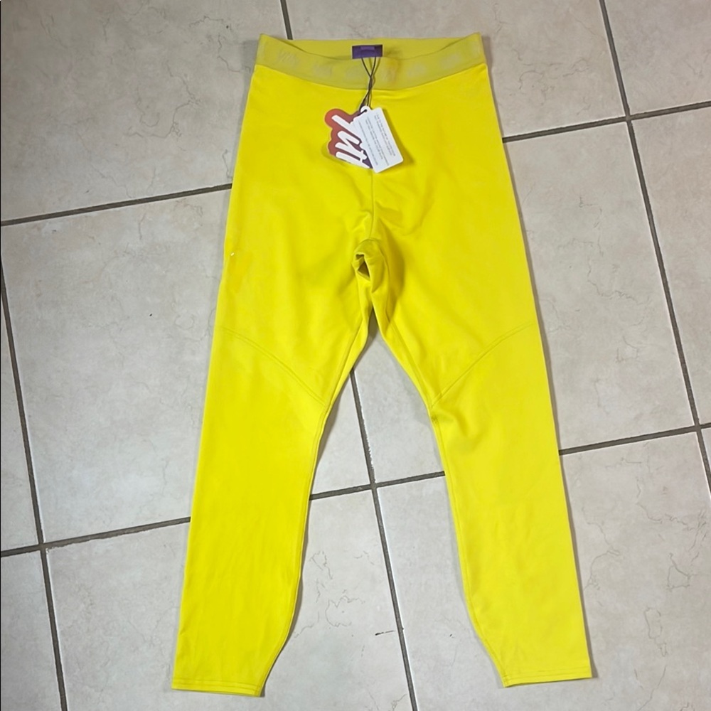 YITTY Bright Yellow Leggings